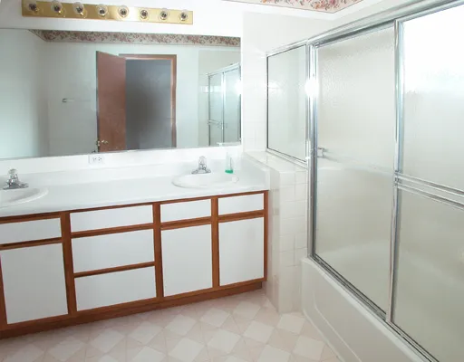 $2,100 | 1062 Sheridan Circle, Naperville, IL 60563