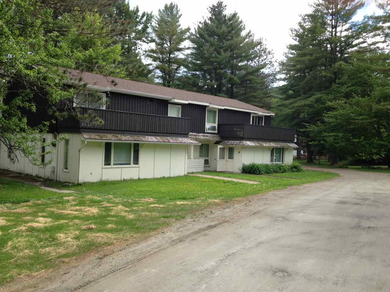 4405 Mountain Road, Unit B Stowe, VT 05672 - Photo 10 of 11 Gallery Image 10