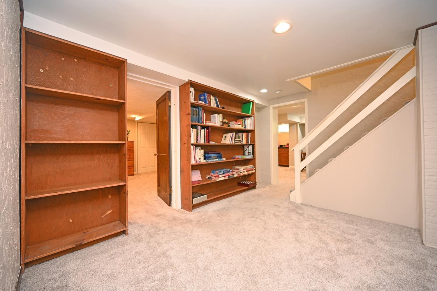 7475 Demar Road Cincinnati, OH 45243 - Photo 30 of 45