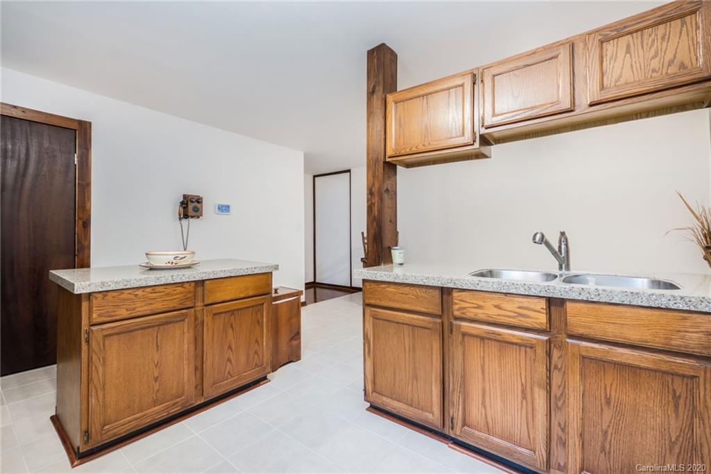 9728 Pierce Road Indian Trail, NC 28079 - Photo 12 of 31 Gallery Image 12