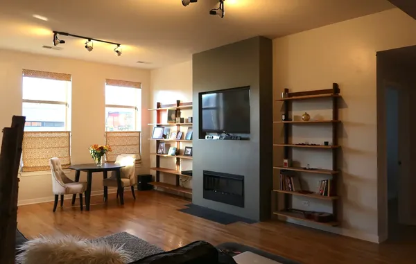 $2,800 | 1910 South State Street, Unit 211, Chicago, IL 60616