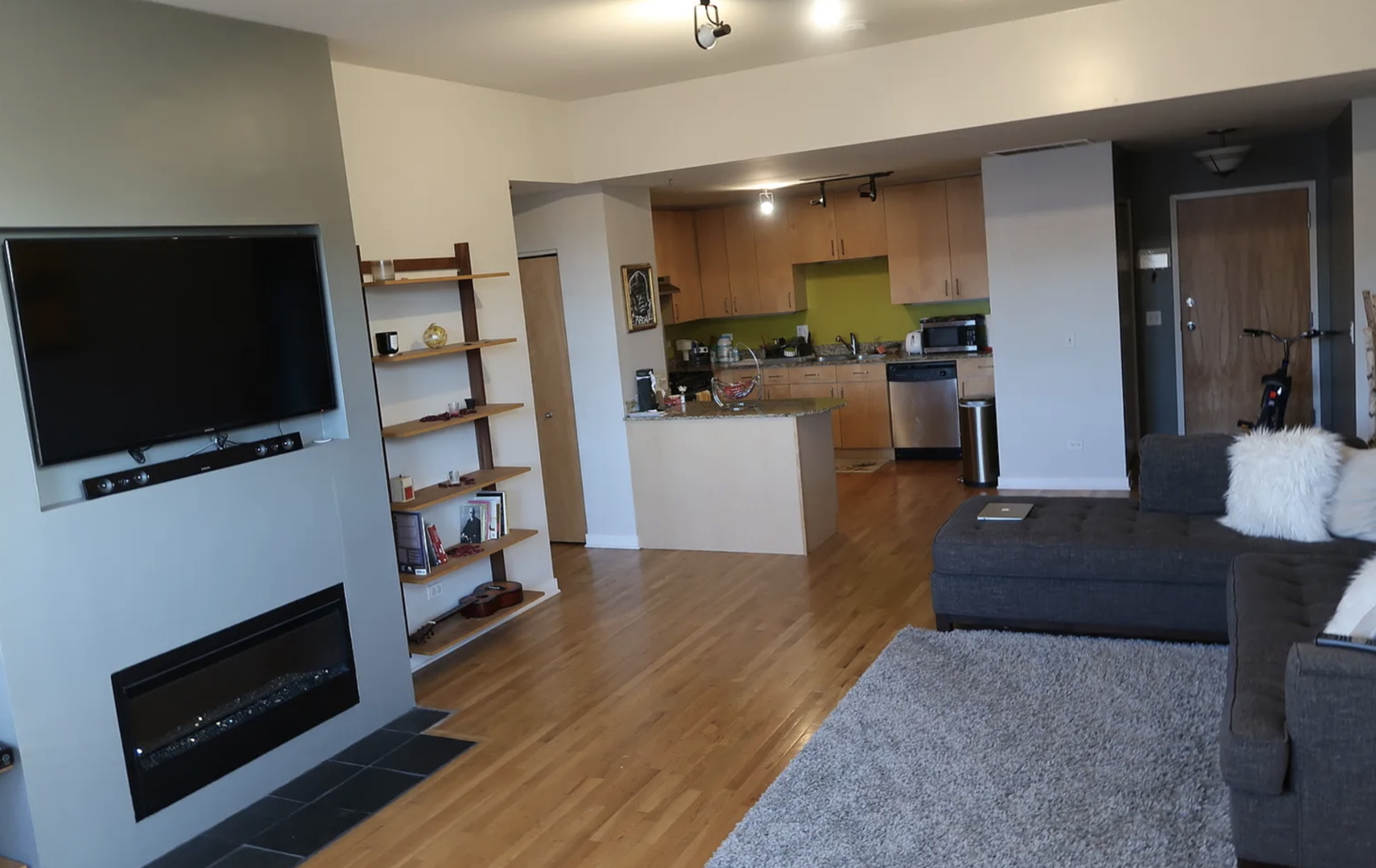 1910 South State Street, Unit 211 Chicago, IL 60616 - Photo 4 of 10