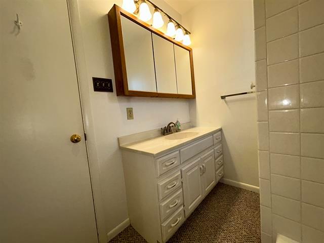 724 West 22nd Street Connersville, IN 47331 - Photo 15 of 27 Bathroom Vanity