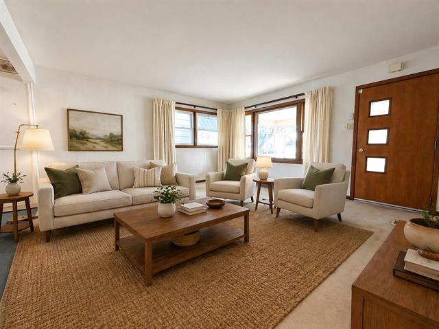 724 West 22nd Street Connersville, IN 47331 - Photo 6 of 27 Virtually Staged Living Room