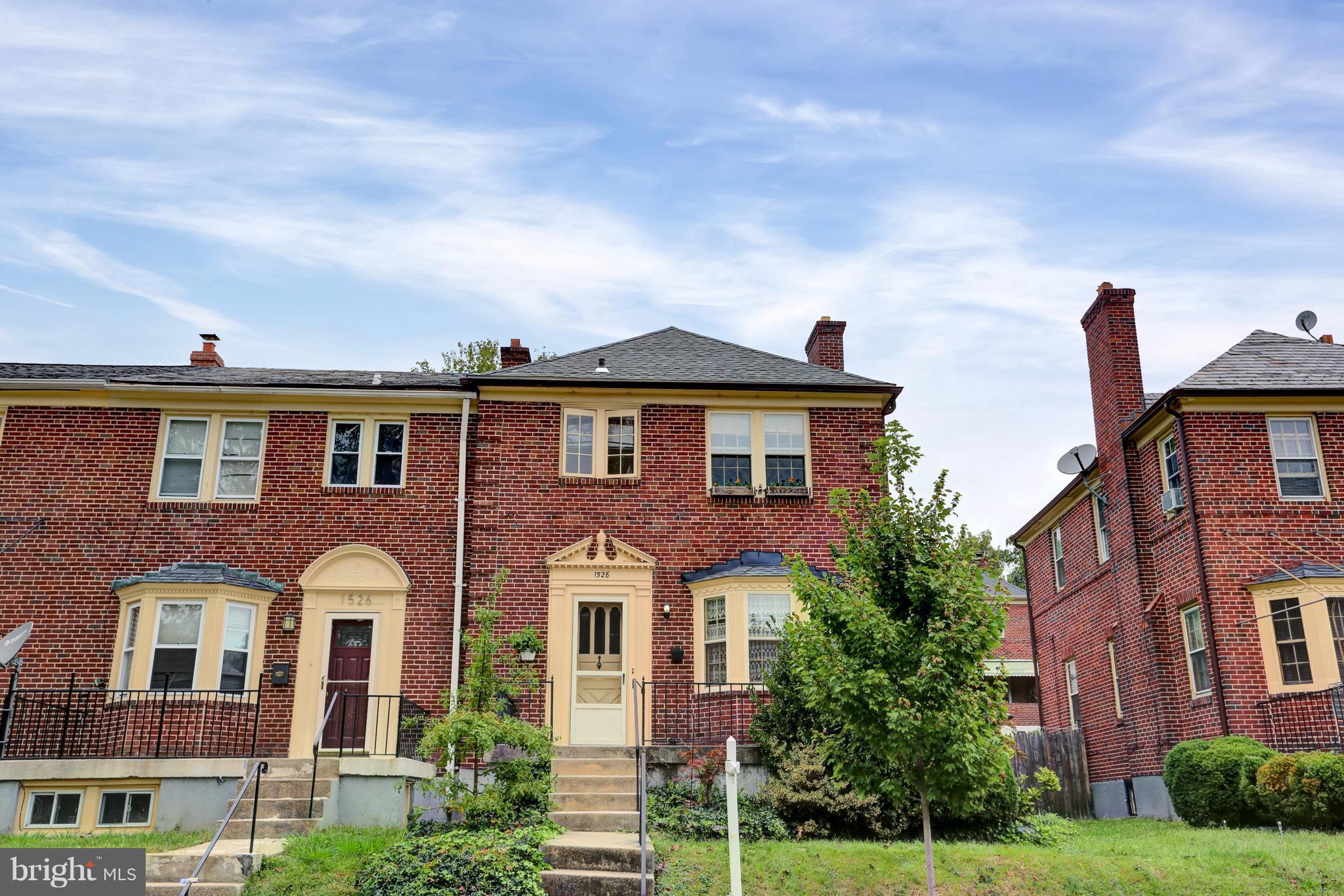 1528 Shadyside Road Baltimore, MD 21218 - Photo 2 of 27 Lovingly maintained EOG with fully fenced backyard