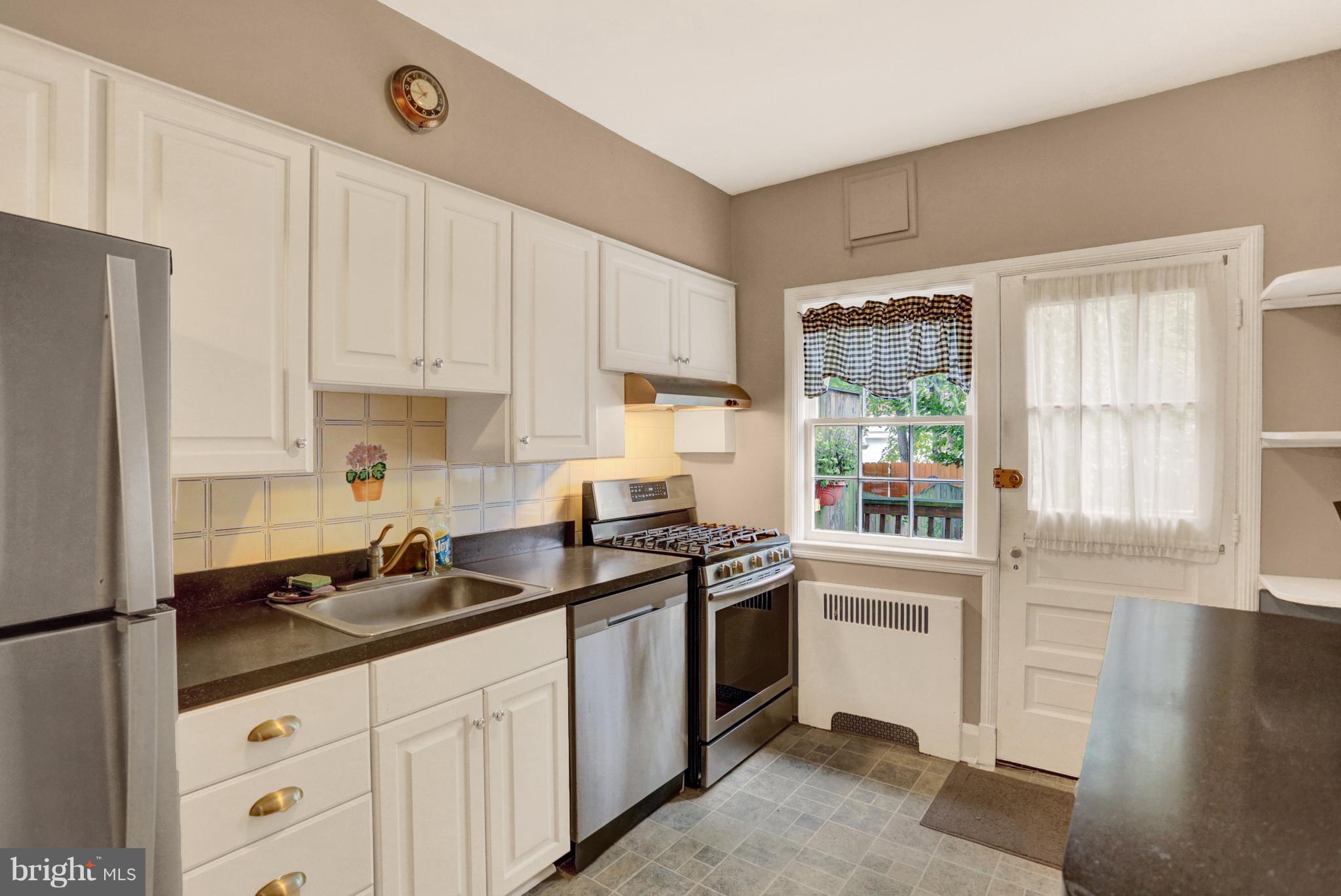 1528 Shadyside Road Baltimore, MD 21218 - Photo 11 of 27 kitchen updated with high-end stainless steel