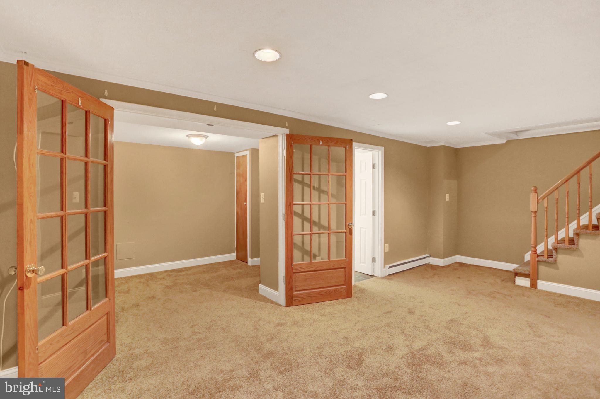 1528 Shadyside Road Baltimore, MD 21218 - Photo 15 of 27 An office with French doors