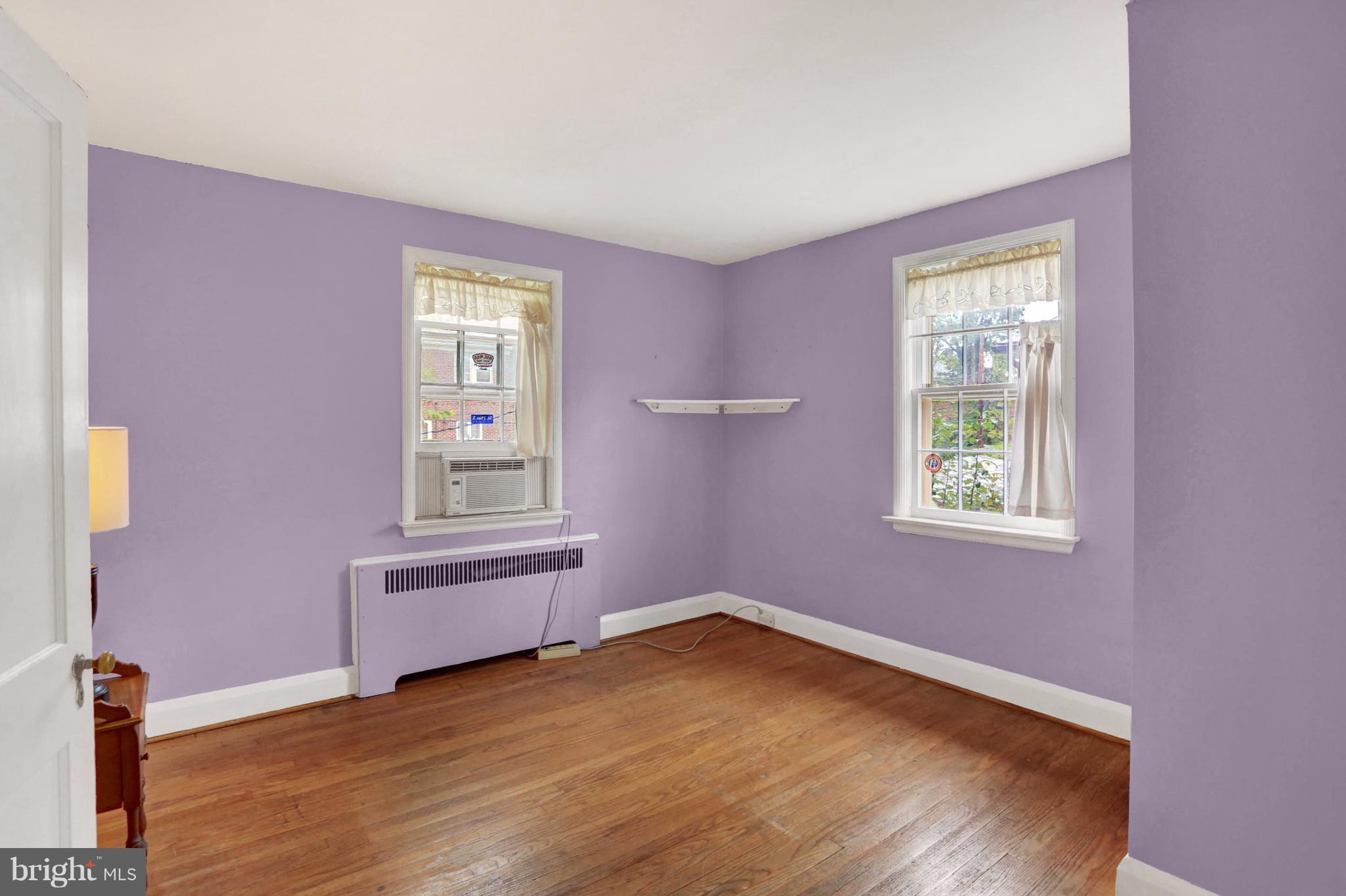 1528 Shadyside Road Baltimore, MD 21218 - Photo 23 of 27 bedroom #2, great floors, lots of light.