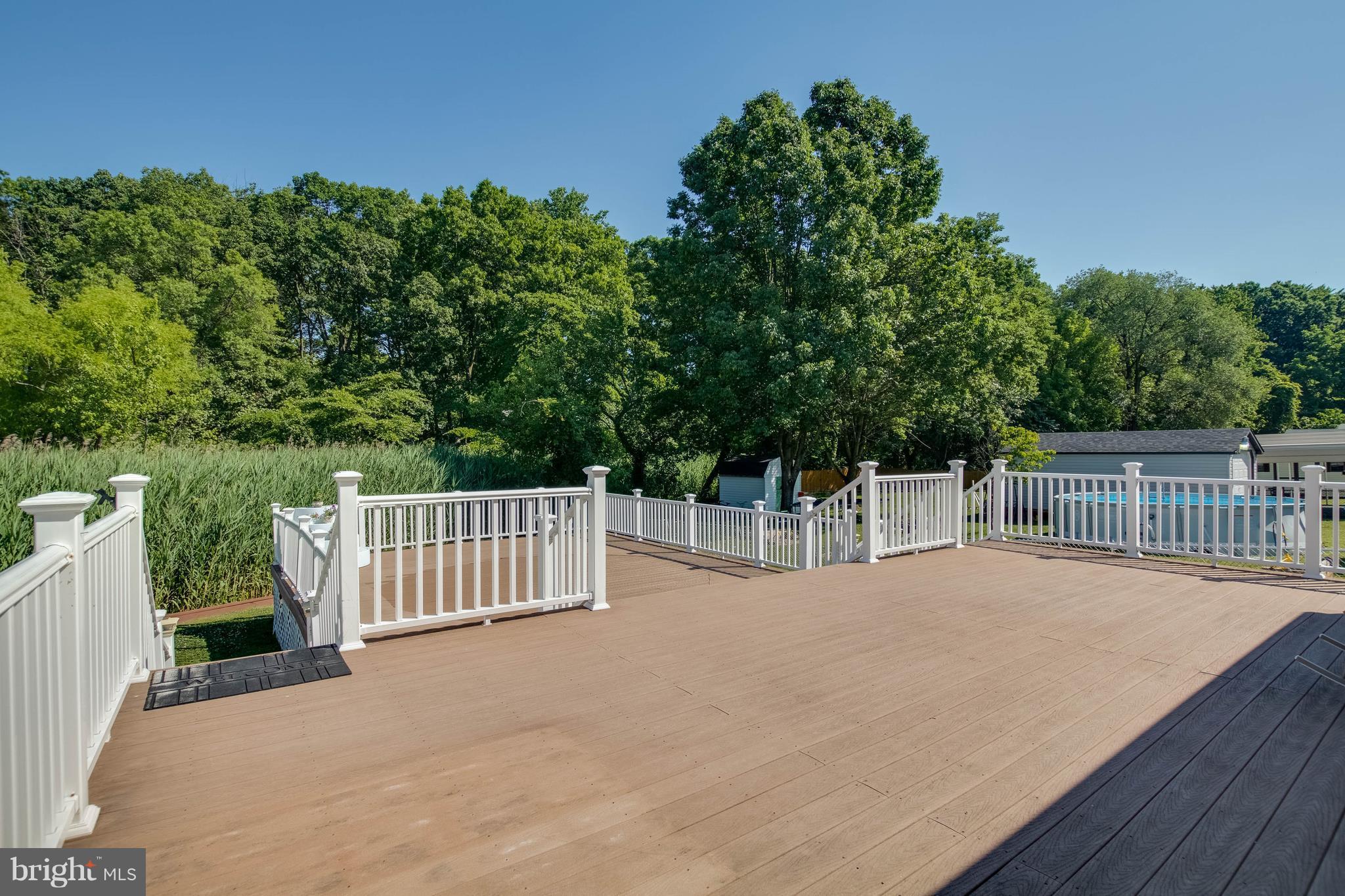 802 Martin Road Baltimore, MD 21221 - Photo 19 of 25 Rear "trex type" deck
