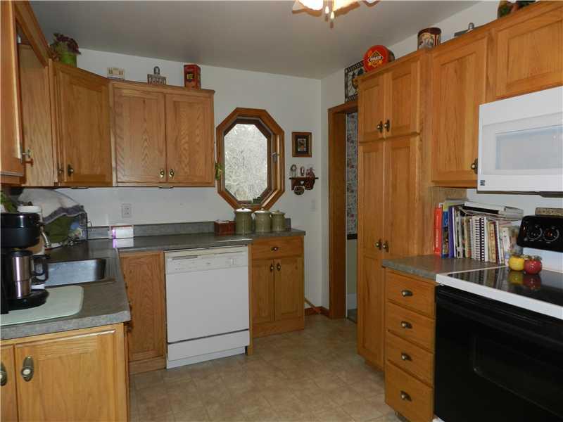 4110 Hollow Road New Castle, PA 16101 - Photo 4 of 18 Kitchen.