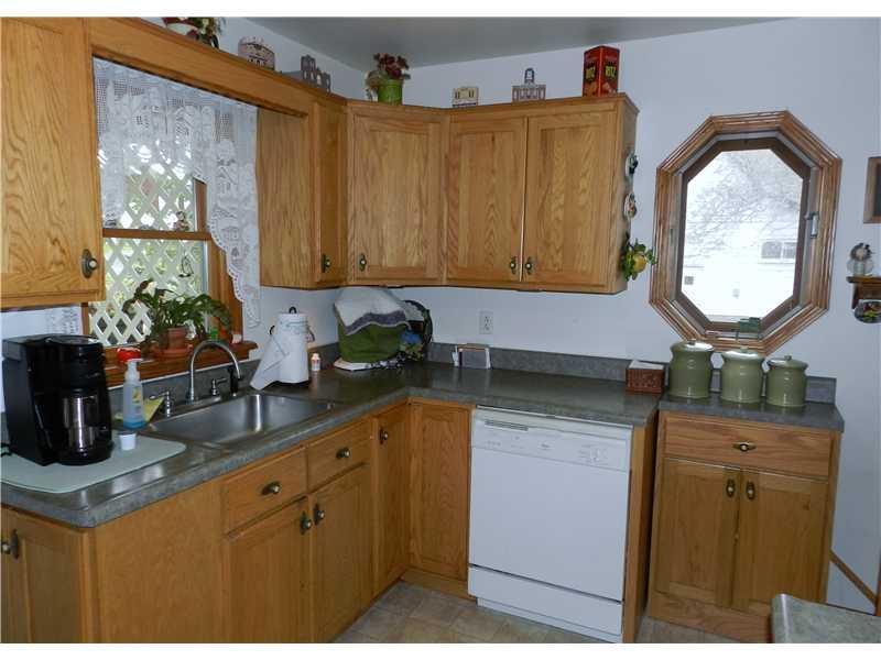 4110 Hollow Road New Castle, PA 16101 - Photo 5 of 18 Kitchen.