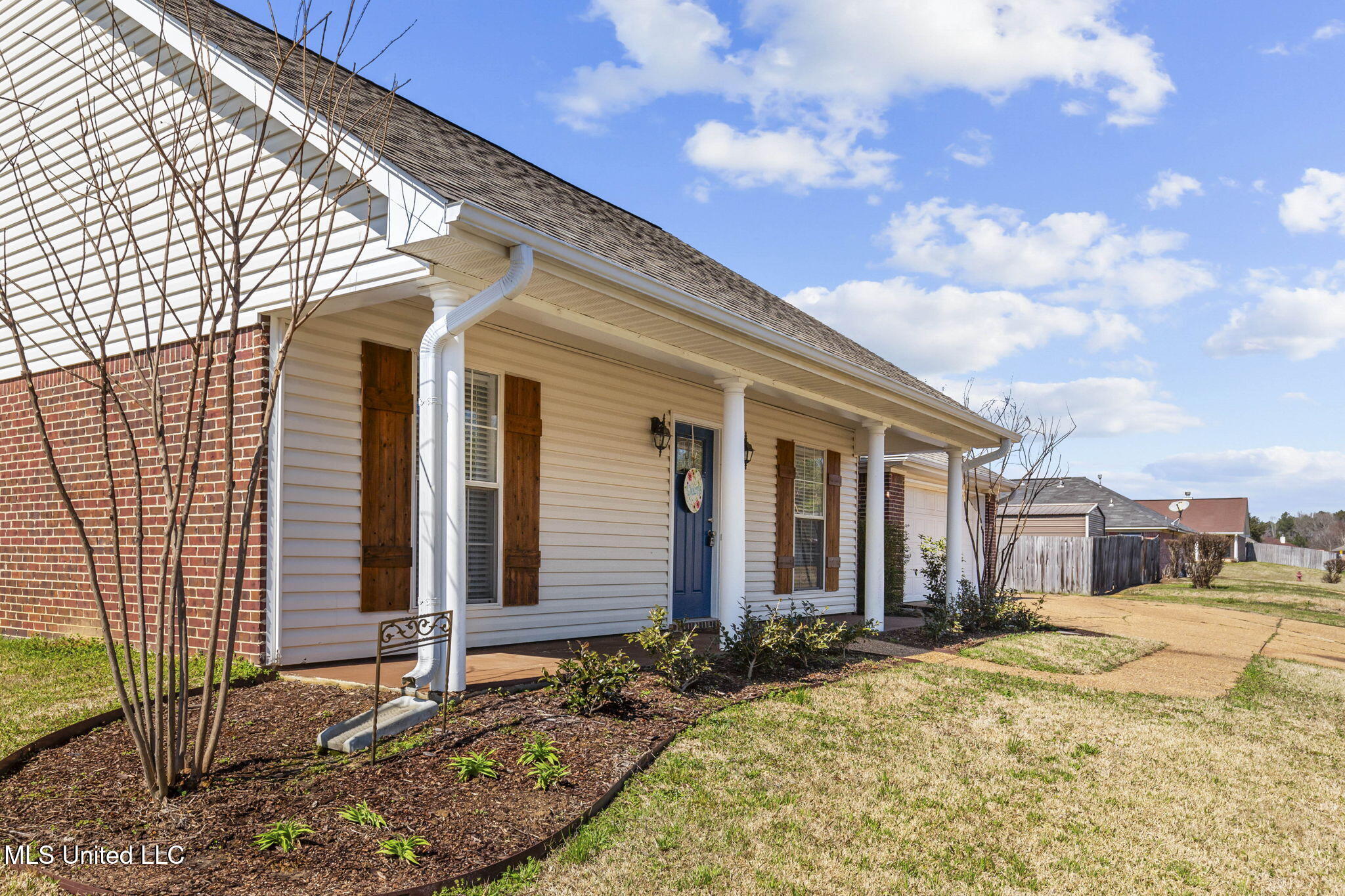 555 Oak Ridge Way Pearl, MS 39208 - Photo 2 of 38 4-web-or-mls-555 Oak Ridge-4