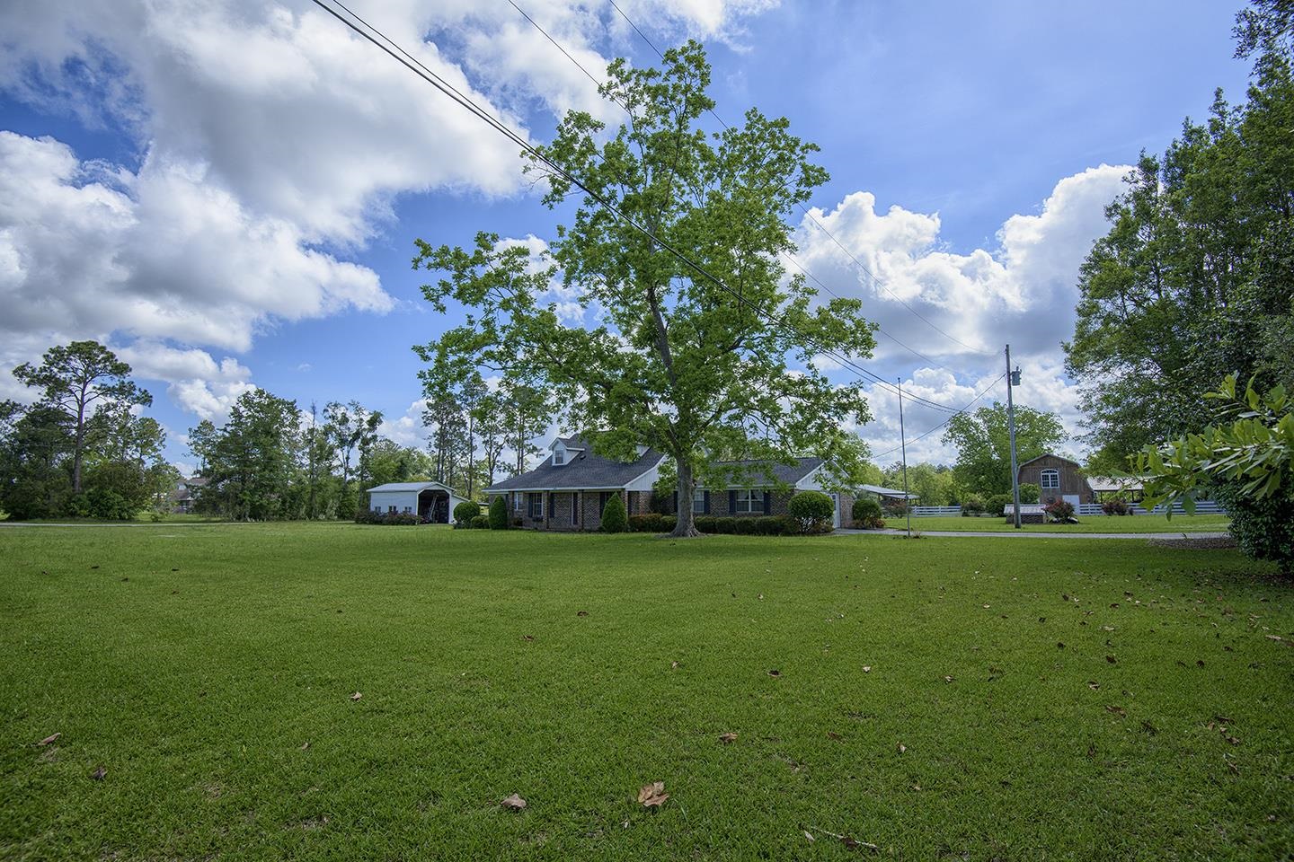 19794 Lawrence Road Fairhope, AL 36532 - Photo 4 of 48