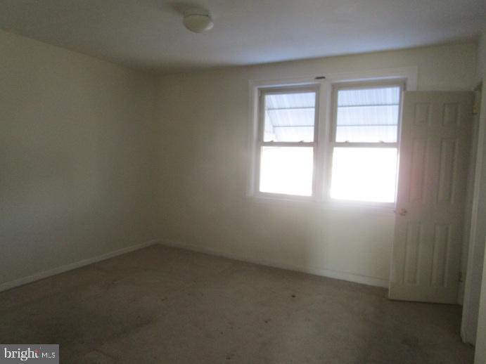 8149 Leon Street Philadelphia, PA 19136 - Photo 10 of 19 an empty room with a window