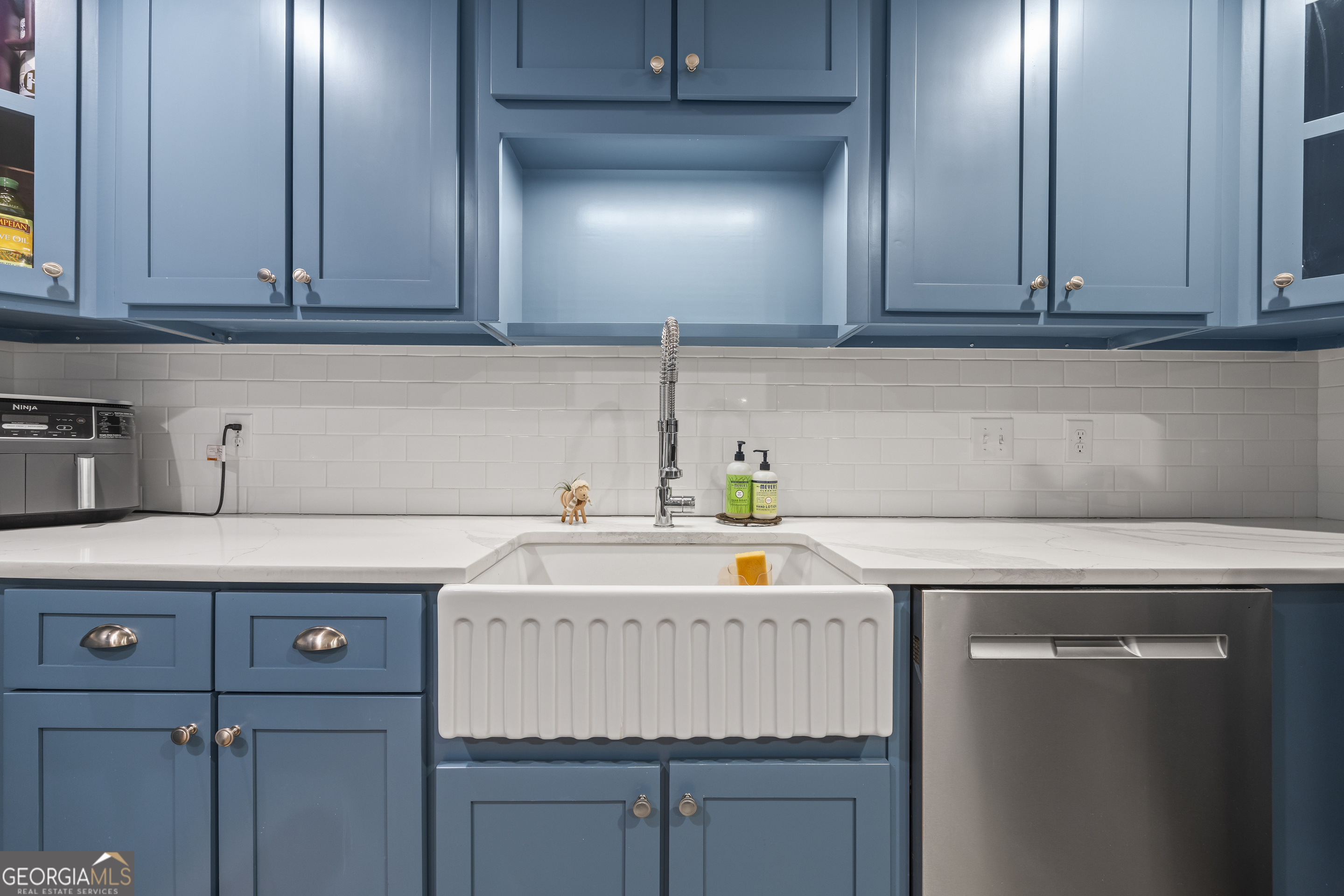711 Shackelford Road Royston, GA 30662 - Photo 20 of 50 a room with a sink cabinets and appliances