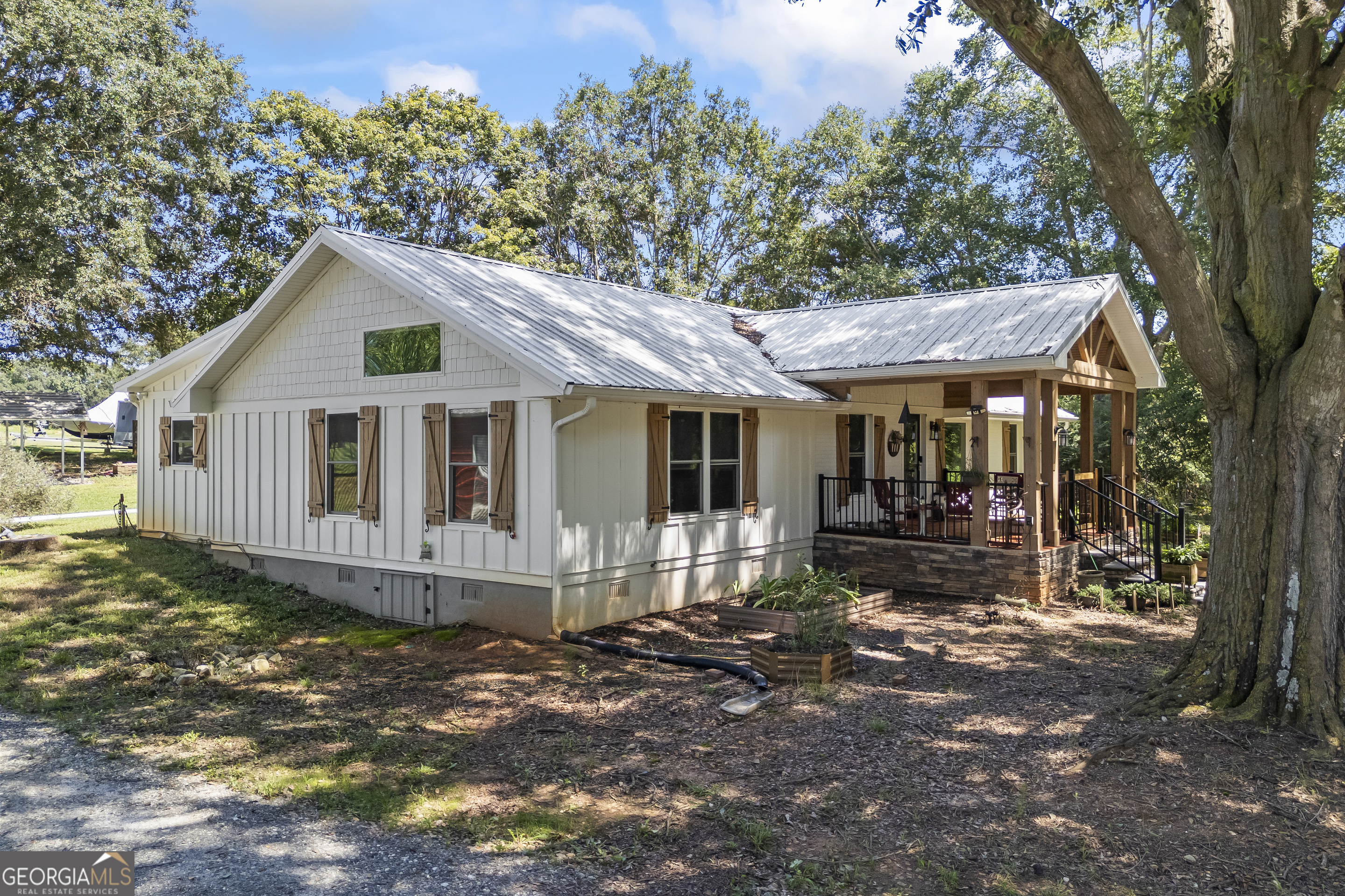 711 Shackelford Road Royston, GA 30662 - Photo 2 of 45