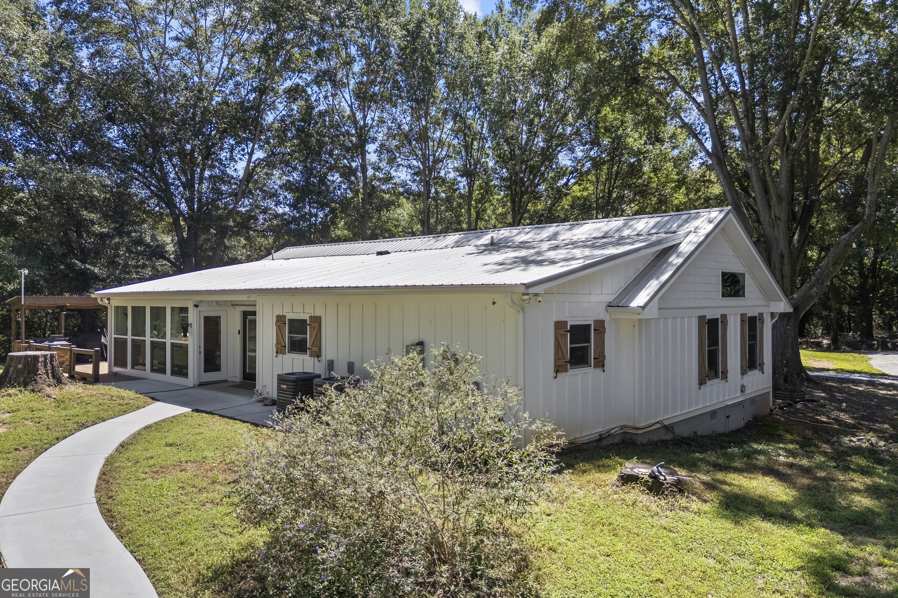 711 Shackelford Road Royston, GA 30662 - Photo 4 of 45