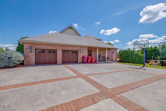 $1,100,000 | 517 Douglas Drive, Johnson City, TN 37604