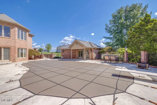 $1,100,000 | 517 Douglas Drive, Johnson City, TN 37604