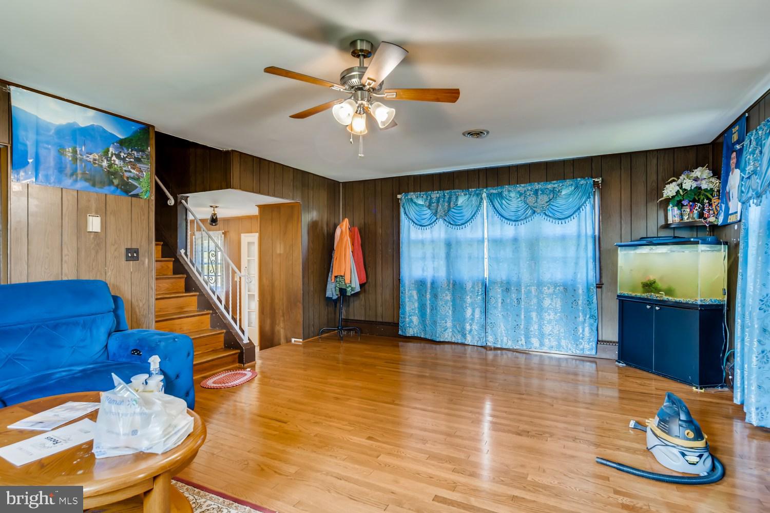 5813 Oakland Road Baltimore, MD 21227 - Photo 16 of 32