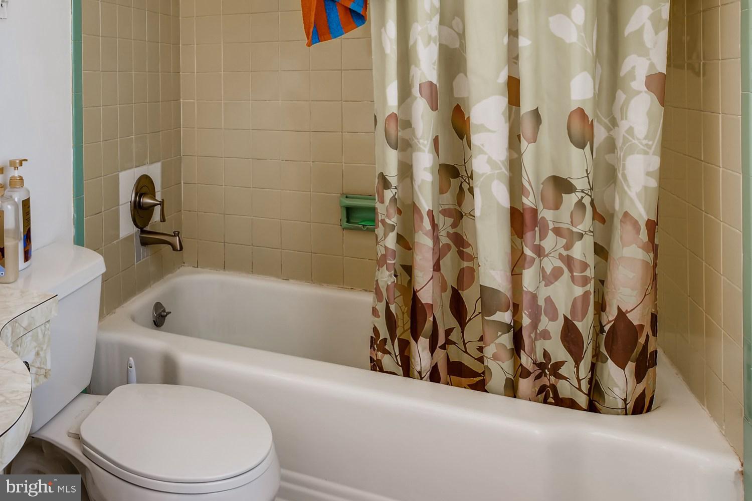 5813 Oakland Road Baltimore, MD 21227 - Photo 20 of 32