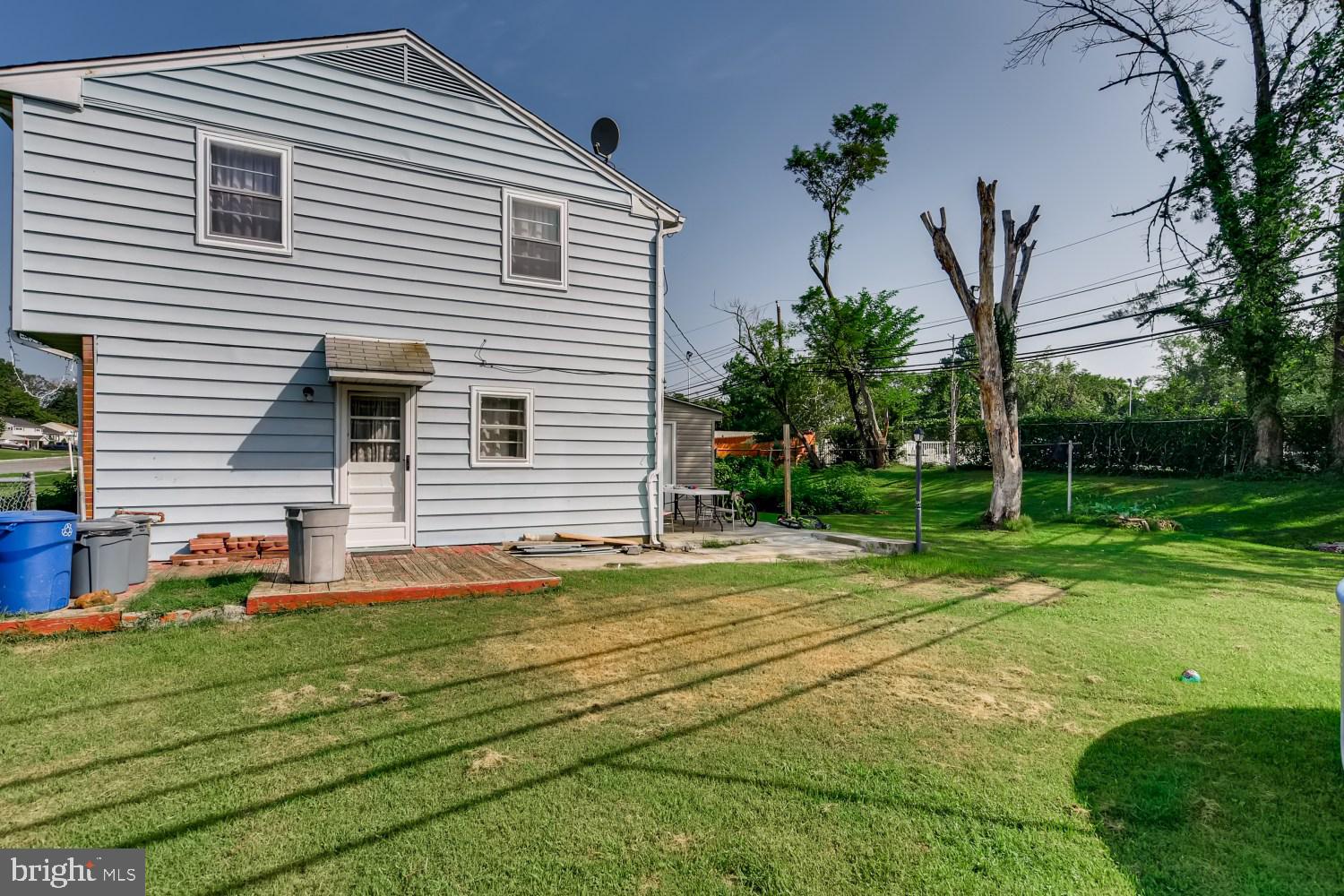 5813 Oakland Road Baltimore, MD 21227 - Photo 30 of 32