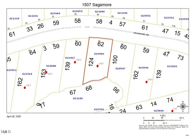 a picture of a utility room with washer and dryer