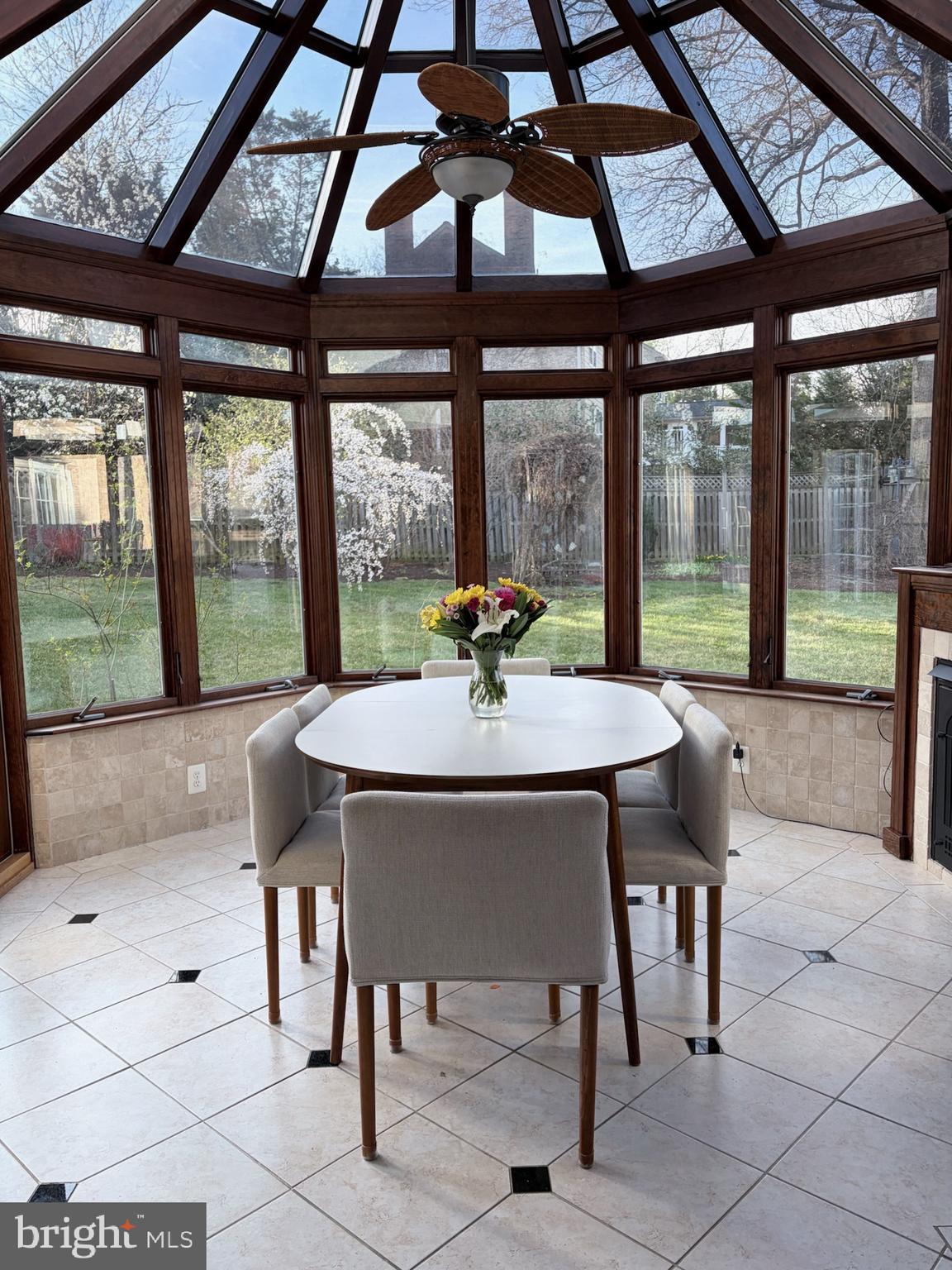 9809 Hall Road Potomac, MD 20854 - Photo 13 of 22