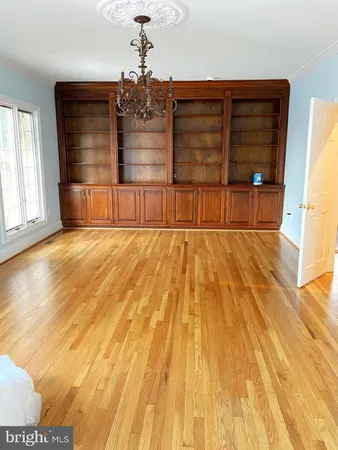 $9,500 | 9809 Hall Road, Potomac, MD 20854