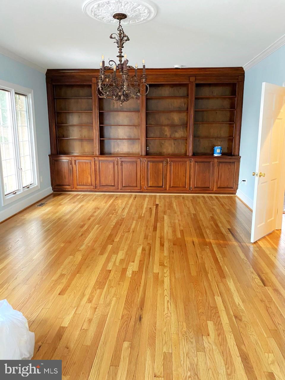 9809 Hall Road Potomac, MD 20854 - Photo 8 of 22