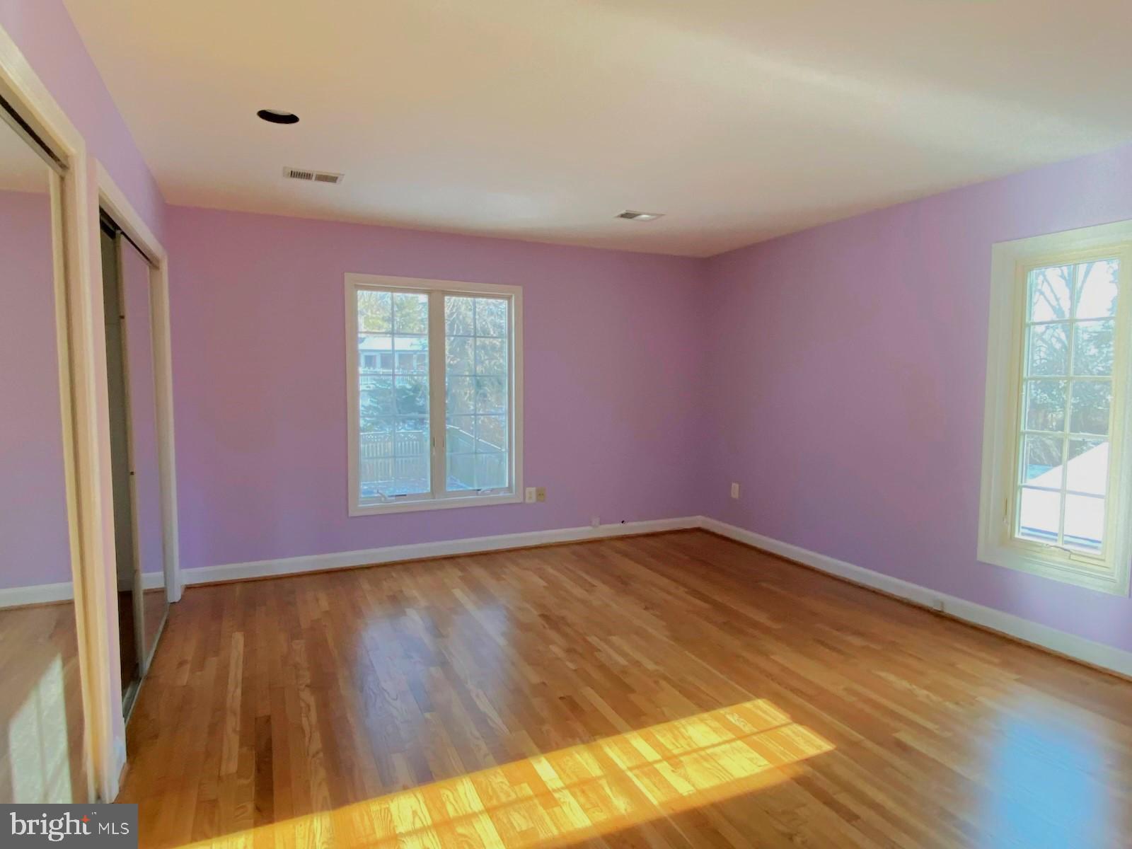 9809 Hall Road Potomac, MD 20854 - Photo 9 of 22