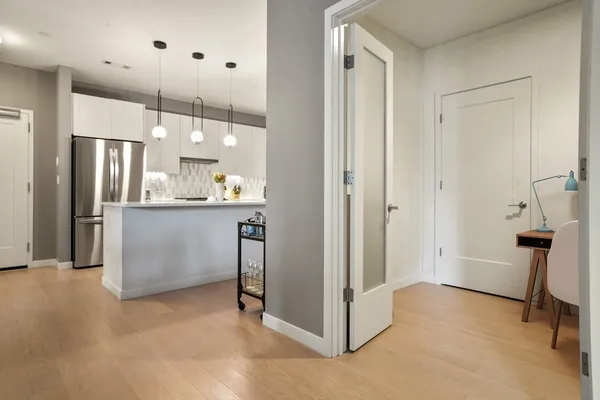 $1,350,000 | 45 West 3rd Street, Unit 313, Boston, MA 02127