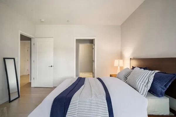$1,350,000 | 45 West 3rd Street, Unit 313, Boston, MA 02127