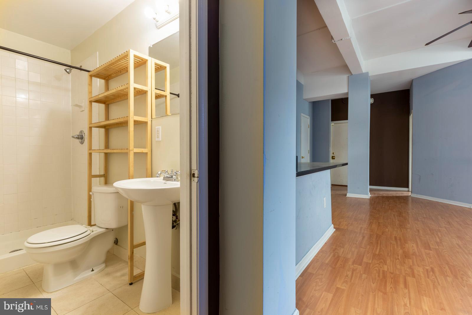 1324 Locust Street, Unit 1602 Philadelphia, PA 19107 - Photo 10 of 18