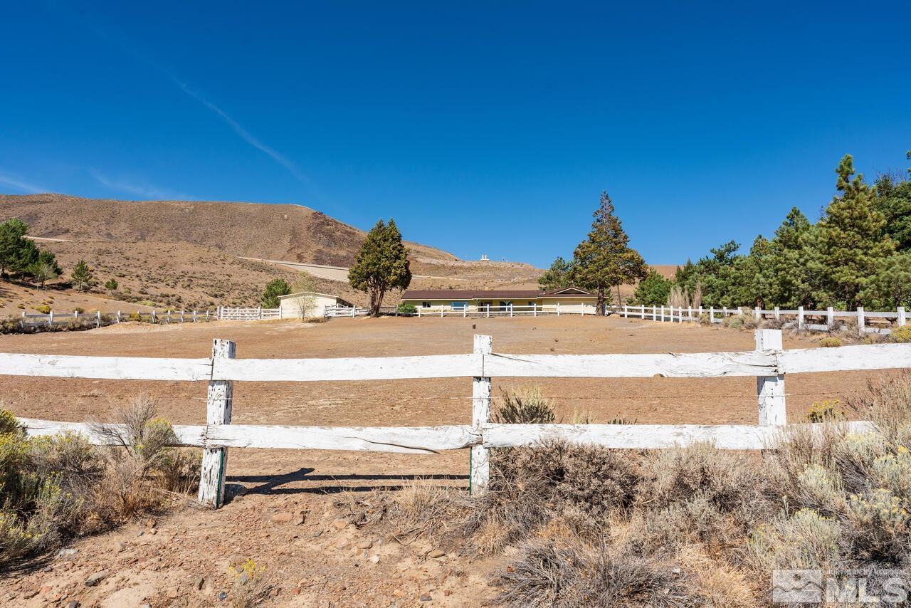 20545 Cooke Drive Reno, NV 89521 - Photo 2 of 33 Photo 2