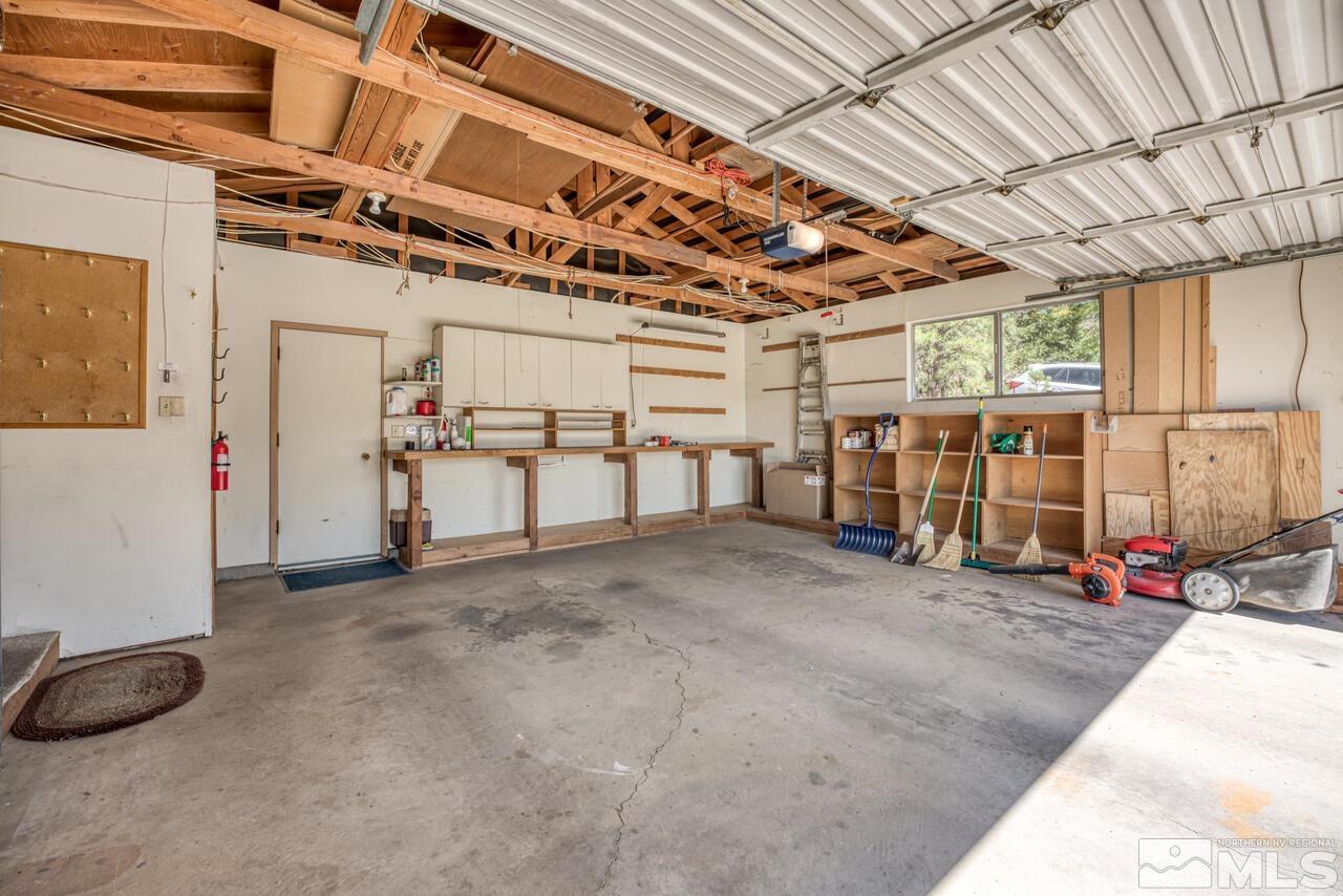 20545 Cooke Drive Reno, NV 89521 - Photo 27 of 33 Photo 27