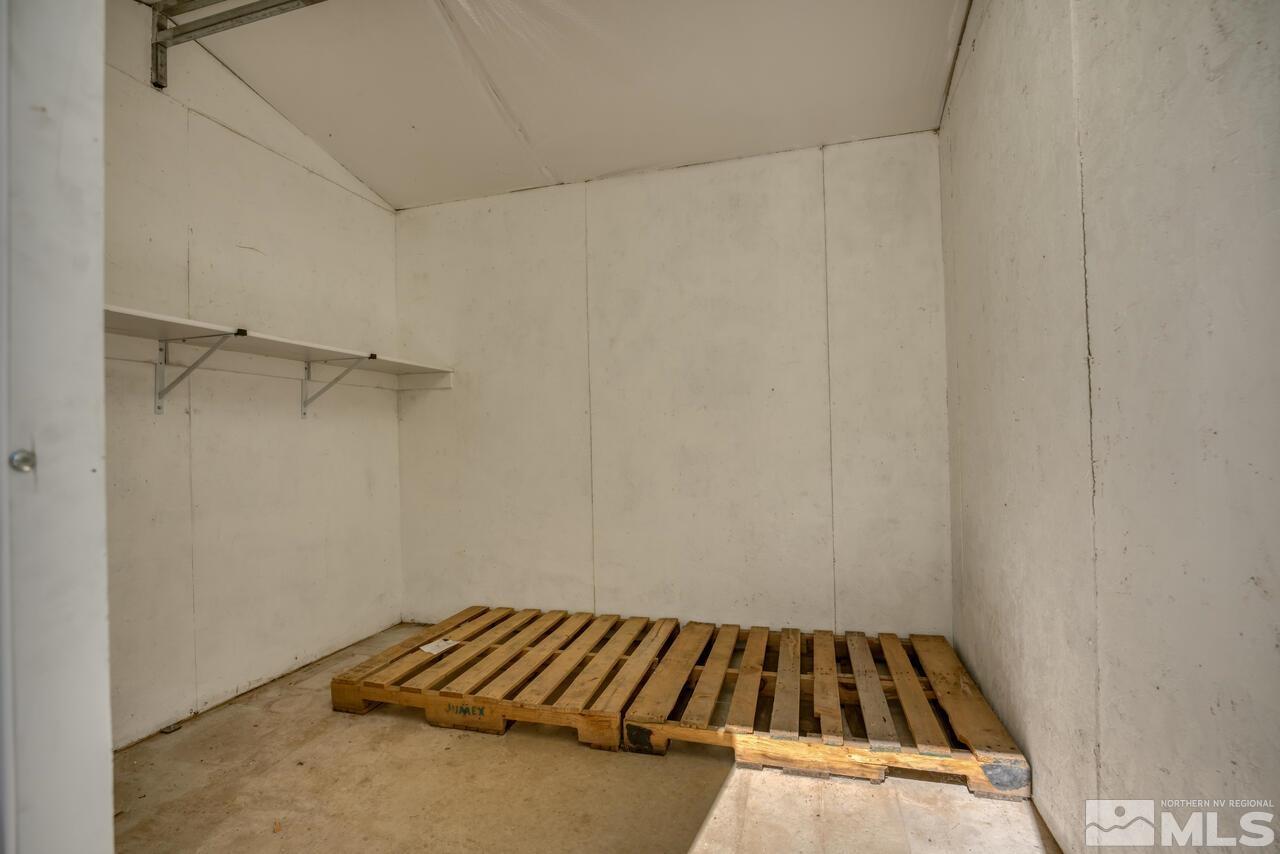 20545 Cooke Drive Reno, NV 89521 - Photo 8 of 33 Photo 8
