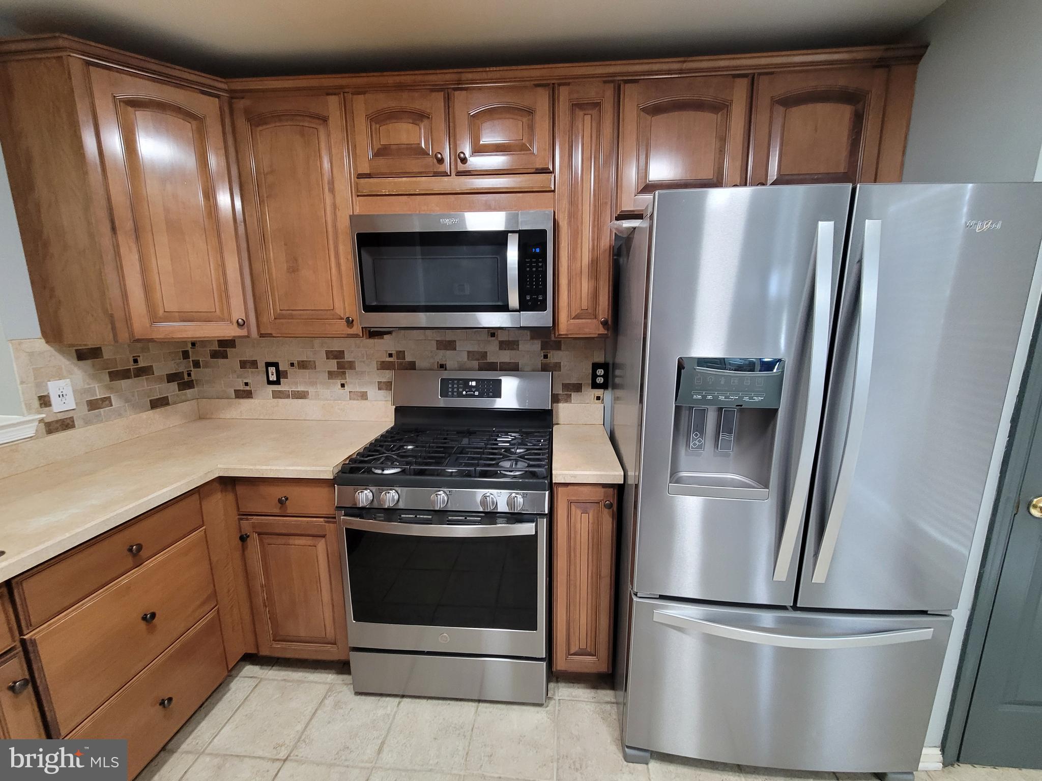 7733 Cornerstone Way Windsor Mill, MD 21244 - Photo 8 of 37