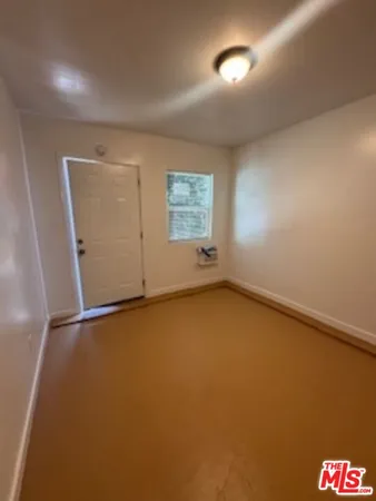 $5,995 | 1434 West 22nd Street, Los Angeles, CA 90007