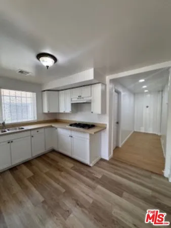 $5,995 | 1434 West 22nd Street, Los Angeles, CA 90007