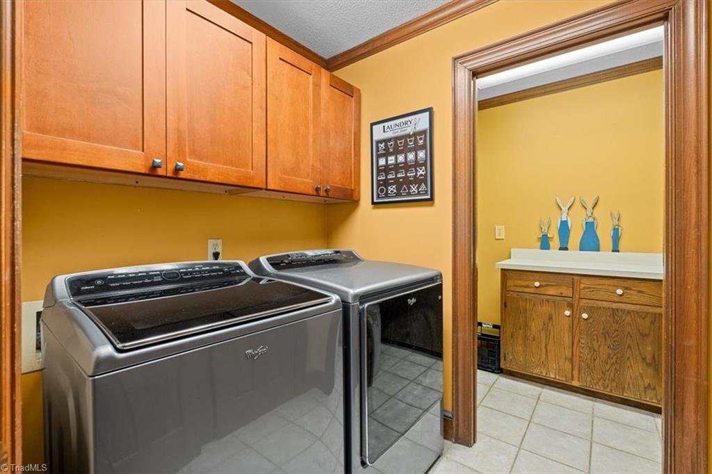 4103 Stonebrook Farms Road Greensboro, NC 27406 - Photo 38 of 50 Laundry Room