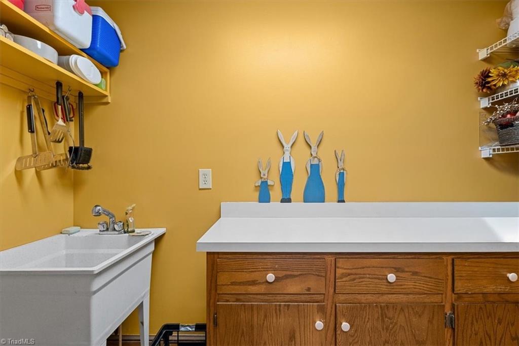 4103 Stonebrook Farms Road Greensboro, NC 27406 - Photo 39 of 50 Laundry Room
