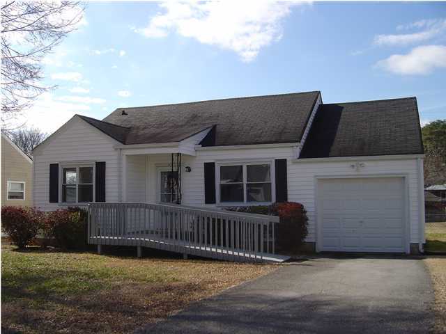 111 Rees Avenue Chattanooga, TN 37411 - Photo 1 of 12 Primary Photo