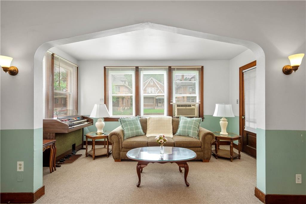 1223 Ingham Street Pittsburgh, PA 15212 - Photo 9 of 37 Gallery Image 9