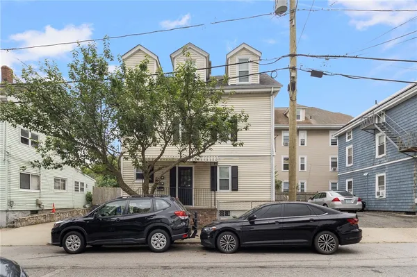 $915,000 | 5 Trenton Street, Providence, RI 02906