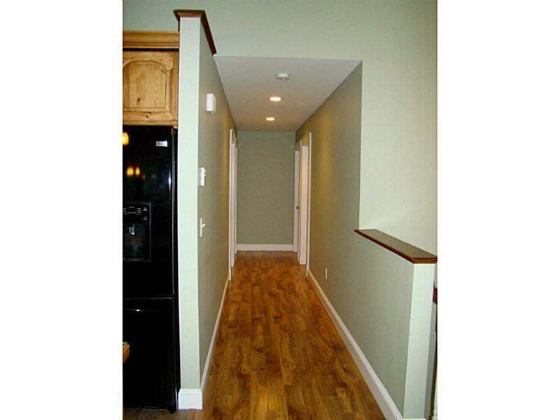 566 Ridge Drive Hermon, ME 04401 - Photo 23 of 26 Hallway.