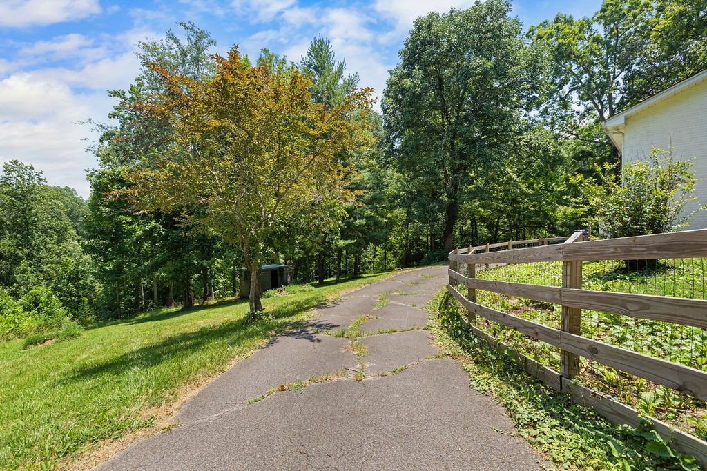 7988 Ridgewood Road Goodlettsville, TN 37072 - Photo 32 of 34 Gallery Image 32