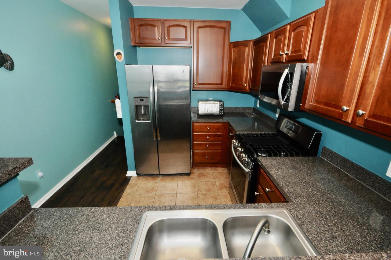 13 Shad Court Riverside, NJ 08075 - Photo 4 of 39 Kitchen