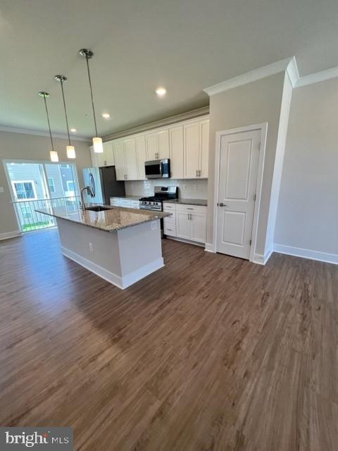 2318 Woodlands Road Baltimore, MD 21244 - Photo 5 of 15