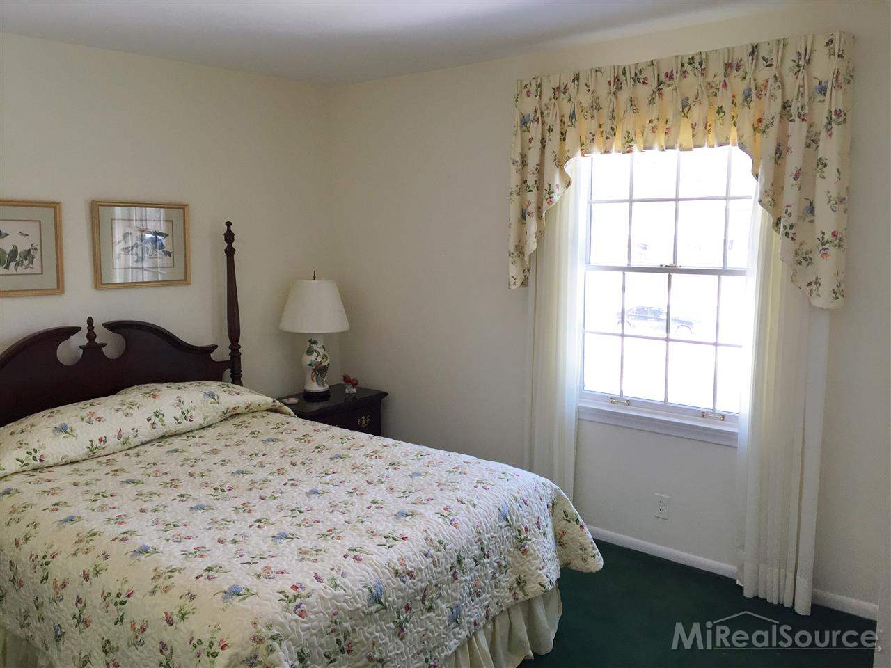 1003 Bishop Road Grosse Pointe Park, MI 48230 - Photo 24 of 40